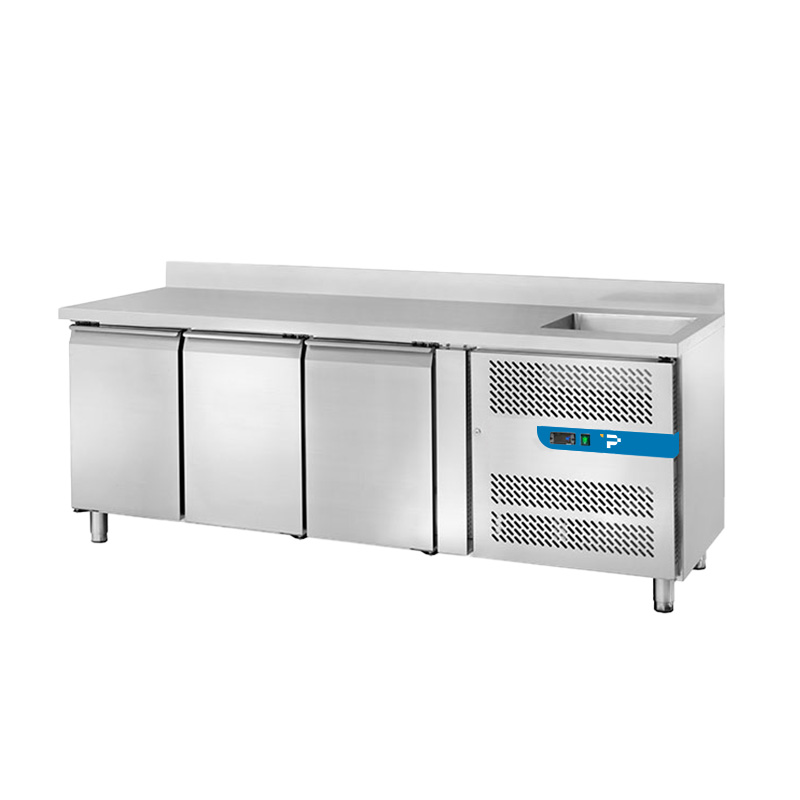 Tavolo refrigerato con n° 3 porte GN 1/1 con lavello 40x40 e alzatina temp. da -2°C a +8°C prof. 70 cm - classe B
