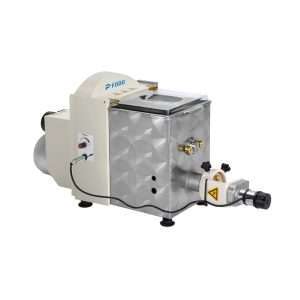 Macchina per pasta fresca con tagliapasta, capacità impasto 2,5 kg e produzione oraria 8 kg