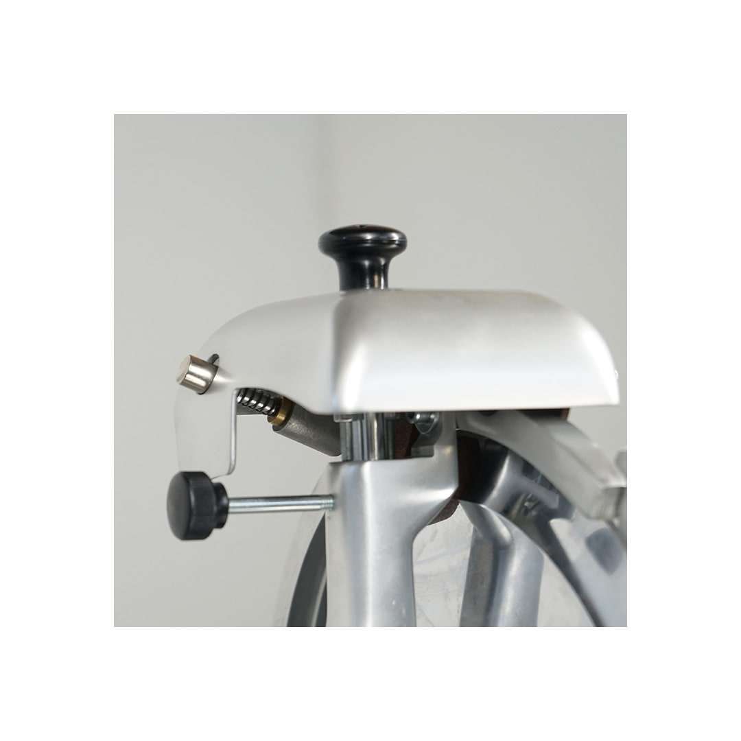 PFA300BS_AFFETTATRICE VERTICALE PER SALUMI MONOFASE CON LAMA Ø 300 MM_dett12-min