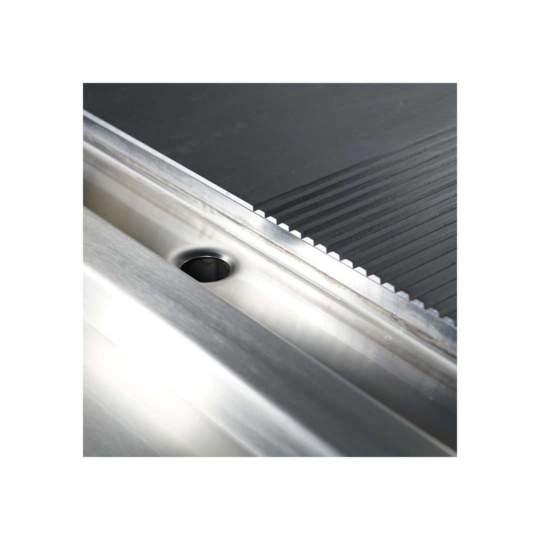 PFB9FRY2LRG_dett3-min