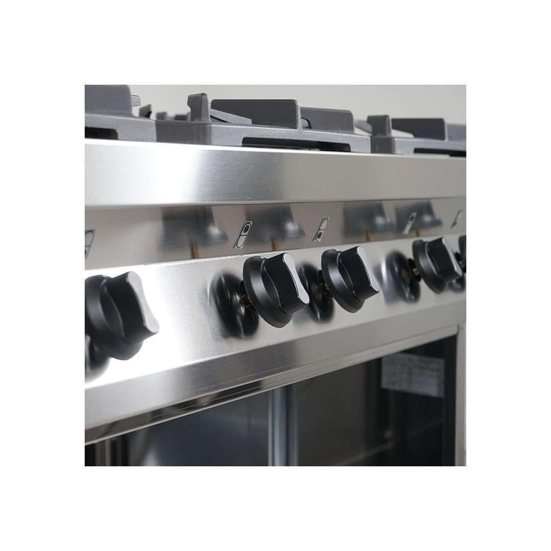 PFE7PC6FVG_dett3-min