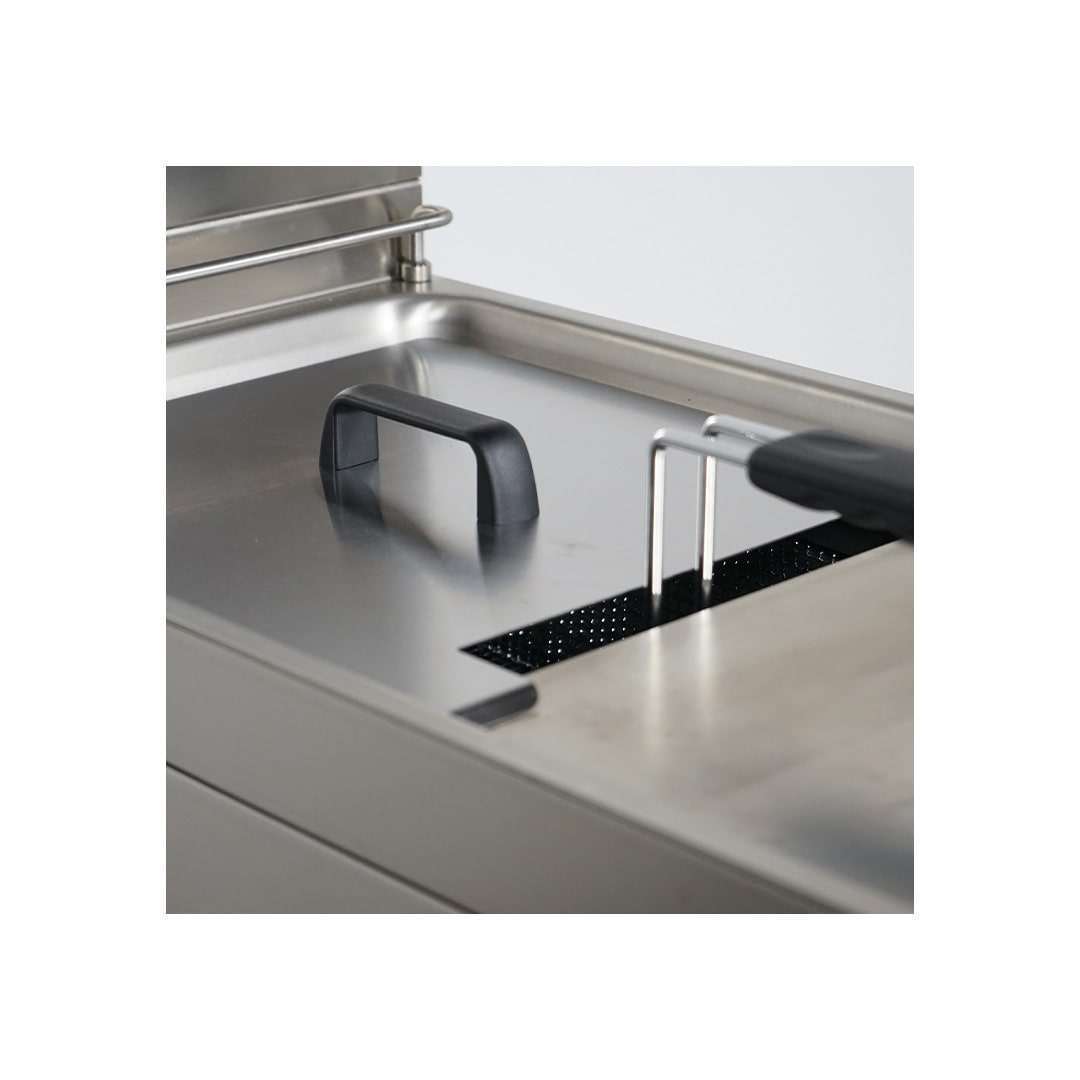 PFP9FRG1V17-22_dett2-min